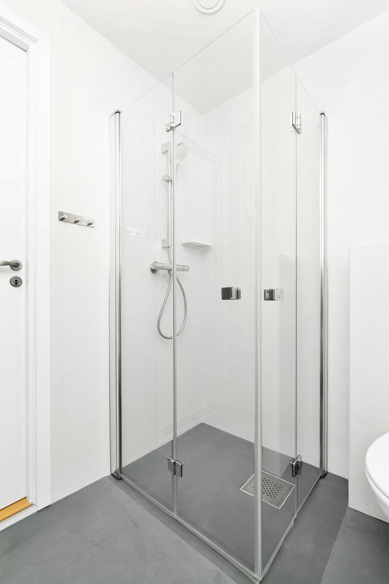 Central Guest House - Bedroom With En Suite Bathroom Stavanger Room photo